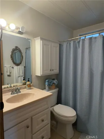 1025 S Lyon, Hemet, California 92543