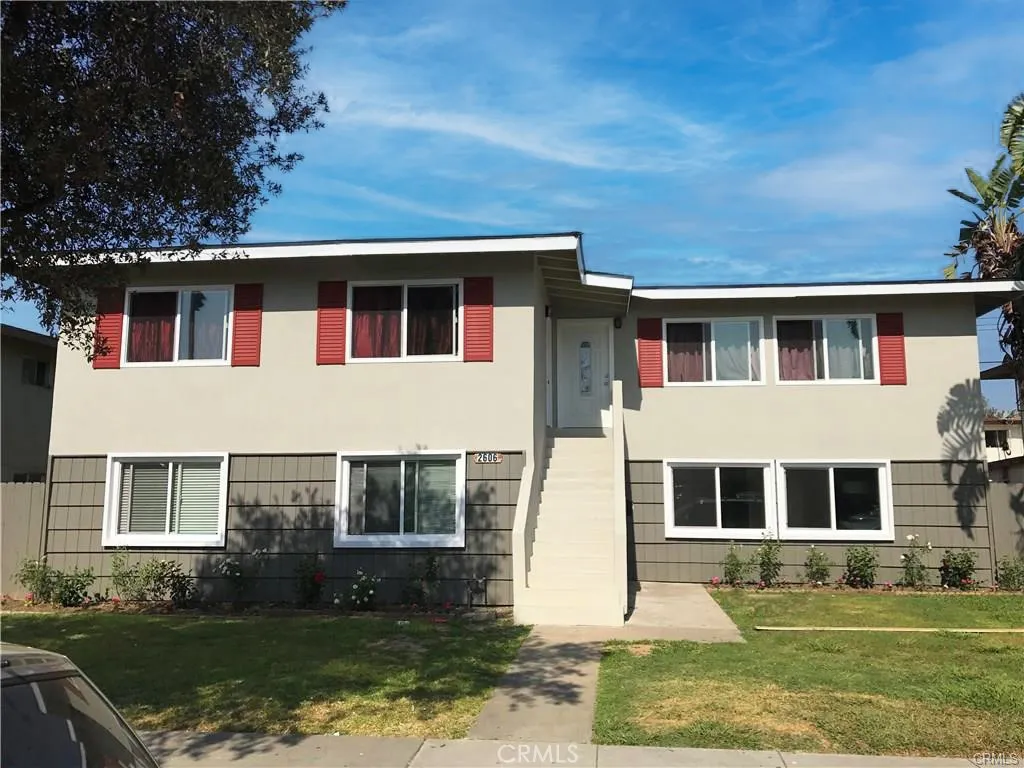 2606 S Rosewood, Santa Ana, California 92707 home-pic-1