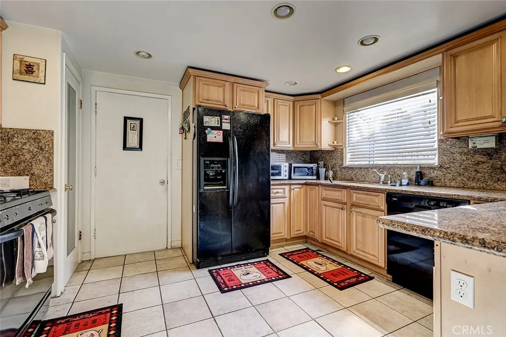 24403 Marigold, Harbor City, California 90710 home-pic-5