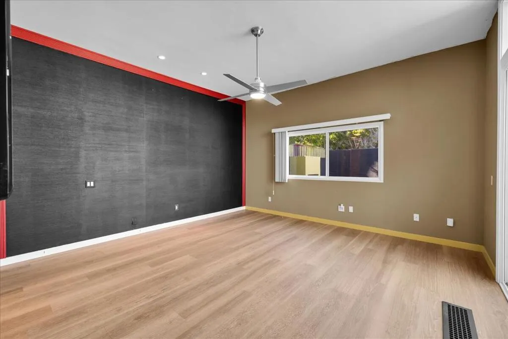 130 W Racquet Club Road 511, Palm Springs, California 92262 home-pic-20