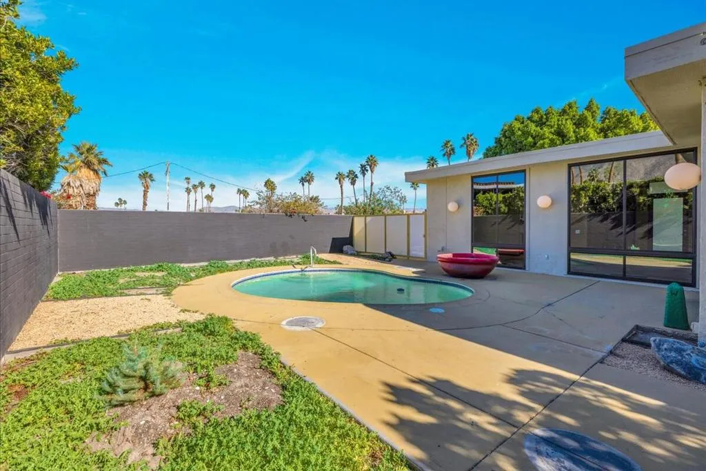 130 W Racquet Club Road 511, Palm Springs, California 92262 home-pic-33