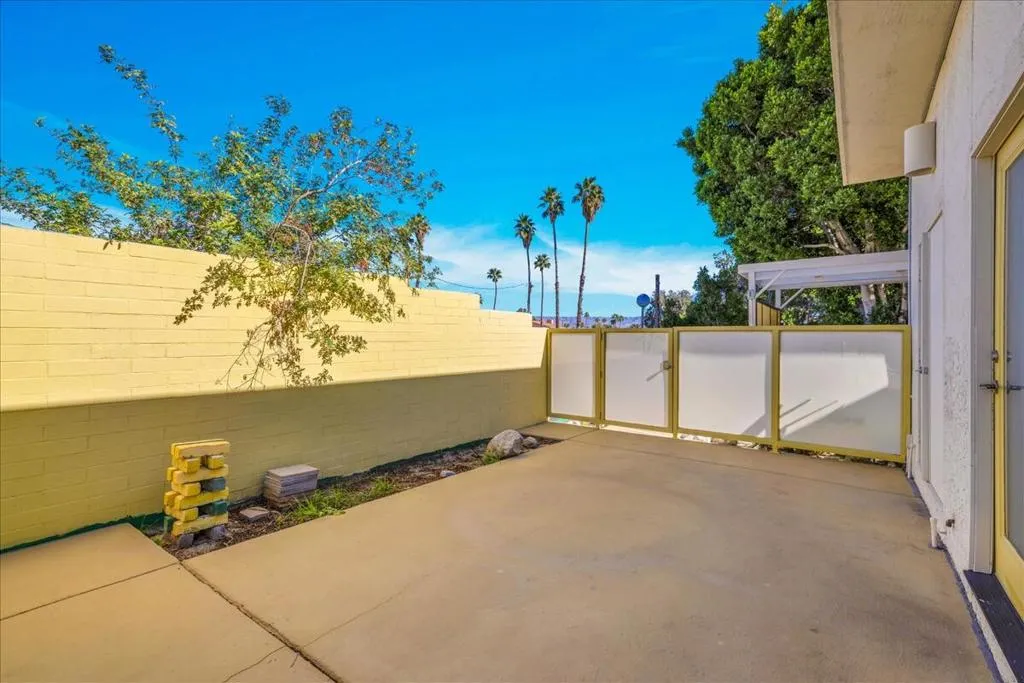 130 W Racquet Club Road 511, Palm Springs, California 92262 home-pic-43