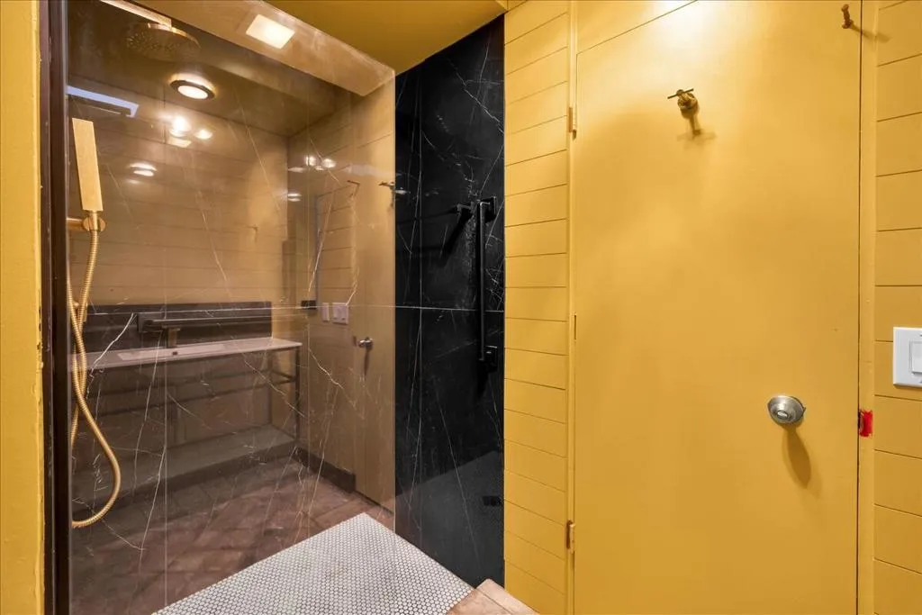 130 W Racquet Club Road 511, Palm Springs, California 92262 home-pic-28