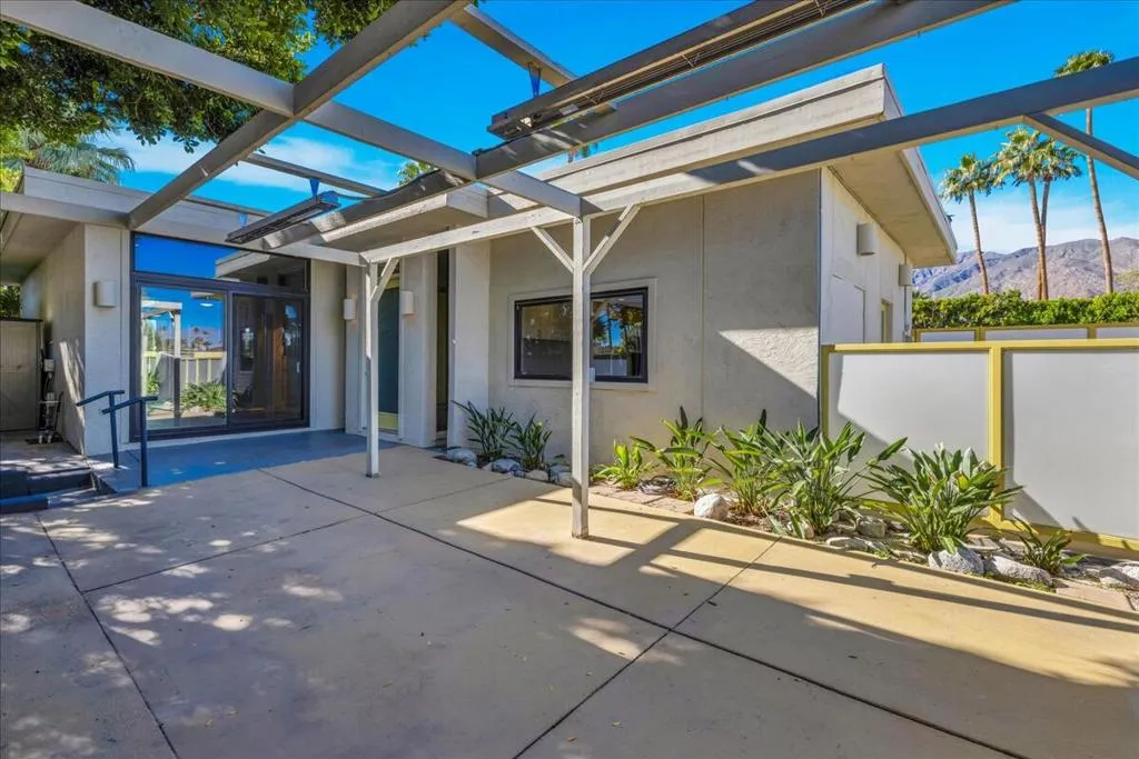130 W Racquet Club Road 511, Palm Springs, California 92262 home-pic-41