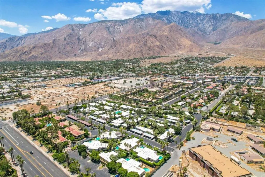 130 W Racquet Club Road 511, Palm Springs, California 92262 home-pic-55