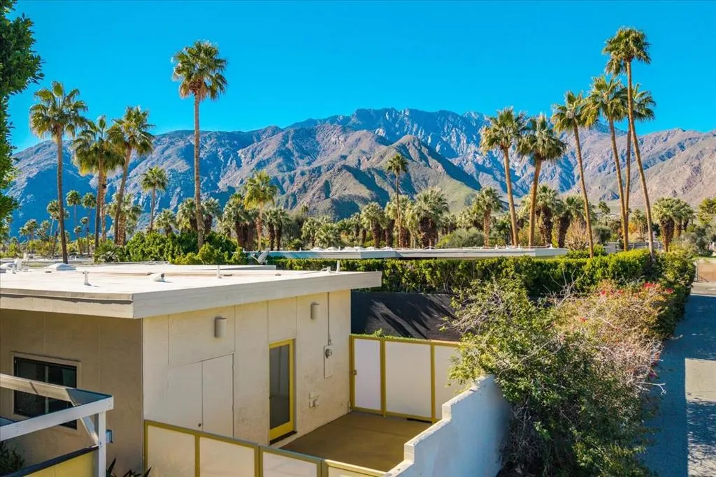 130 W Racquet Club Road 511, Palm Springs, California 92262 home-pic-45