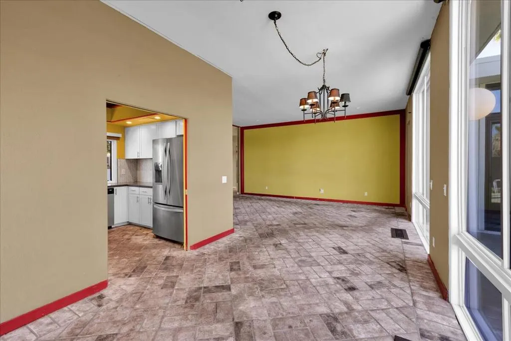 130 W Racquet Club Road 511, Palm Springs, California 92262 home-pic-9