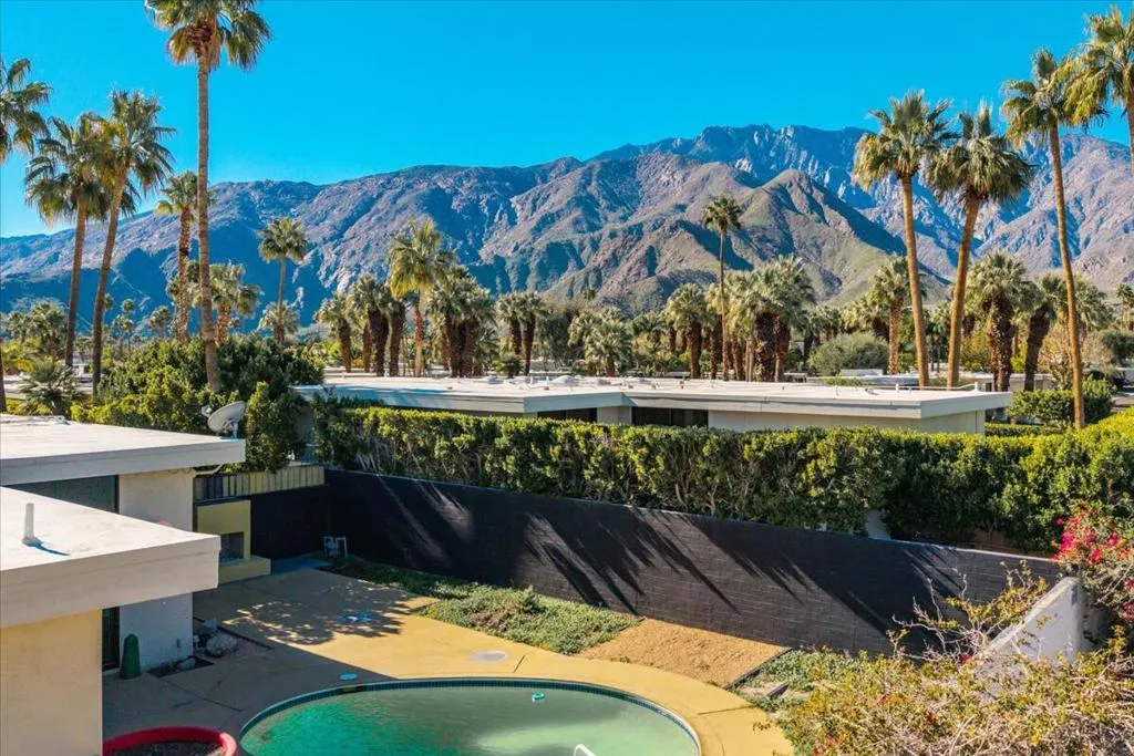 130 W Racquet Club Road 511, Palm Springs, California 92262 home-pic-38