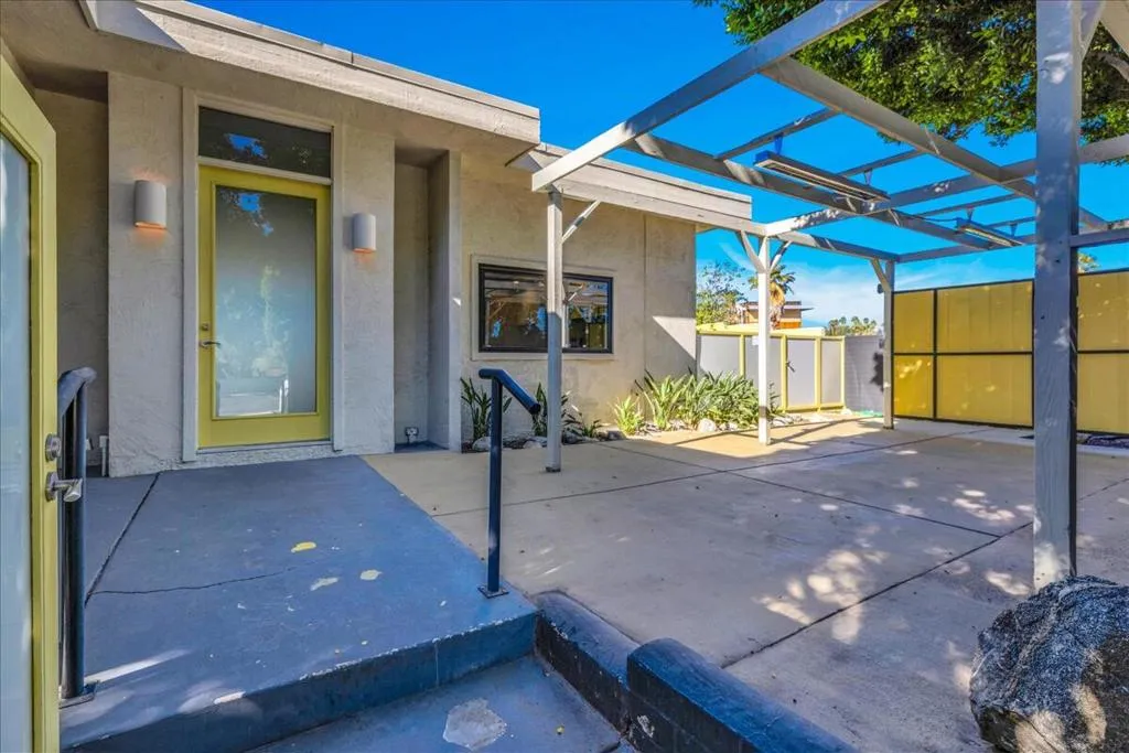 130 W Racquet Club Road 511, Palm Springs, California 92262 home-pic-39