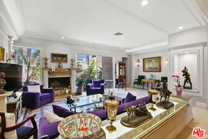 9303 Burton Way A, Beverly Hills, California 90210