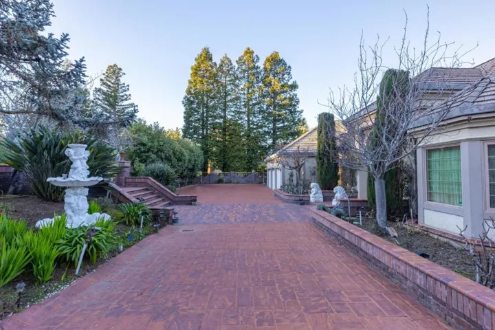 2930 Privet Drive, Hillsborough, California 94010 — photo 5