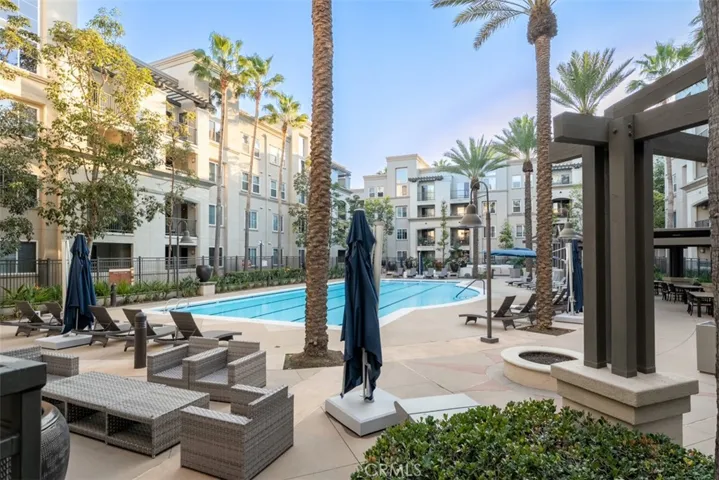 Luxurious community amenities