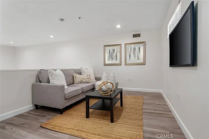 Generously sized loft with great potential for any function