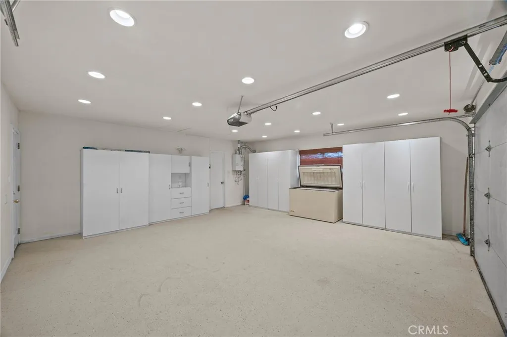 871 Hillside Lane, Norco, California 92860 home-pic-34