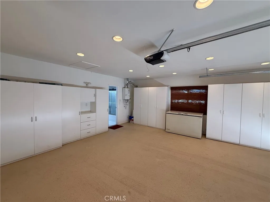 871 Hillside Lane, Norco, California 92860 home-pic-35
