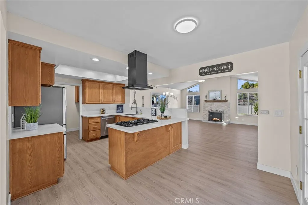871 Hillside Lane, Norco, California 92860 home-pic-7