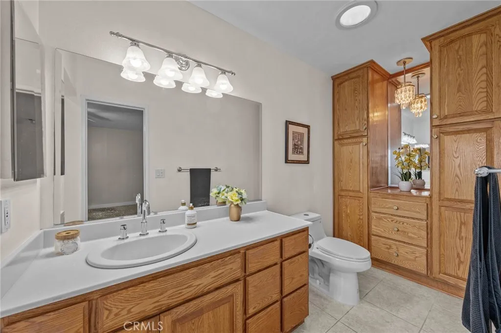 871 Hillside Lane, Norco, California 92860 home-pic-24