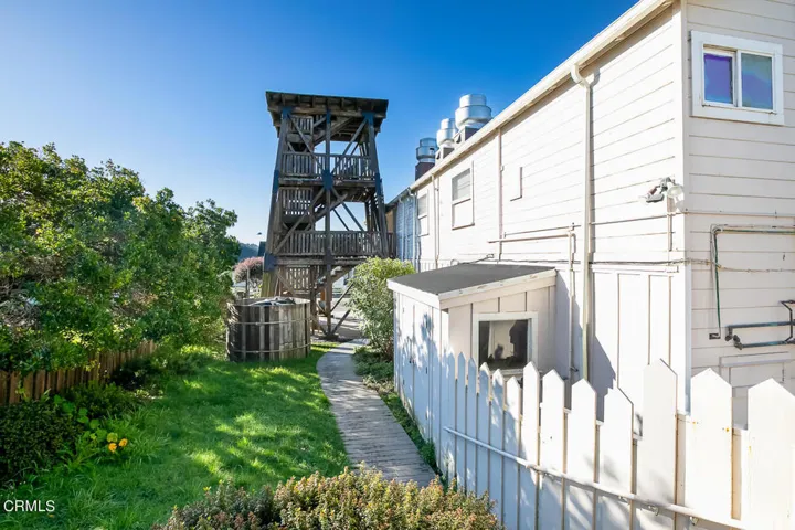 Upstairs Restaurant/Downstairs Retail