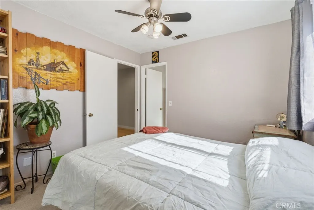 7868 Arrowhead Lake Road, Hesperia, California 92345 home-pic-30