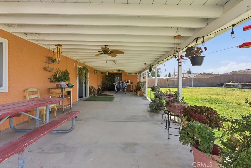 7868 Arrowhead Lake Road, Hesperia, California 92345 home-pic-45