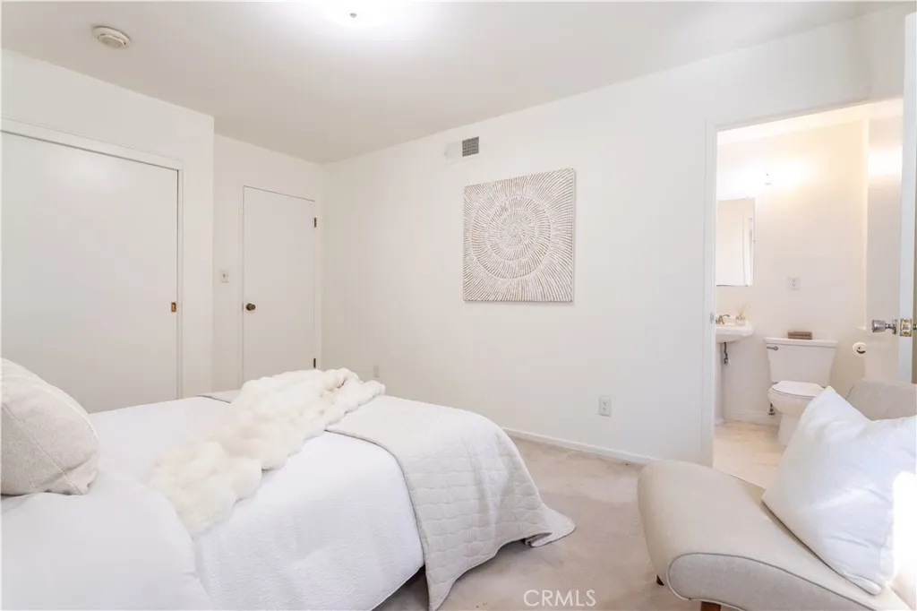 11144 Haskell, Granada Hills, California 91344 home-pic-23