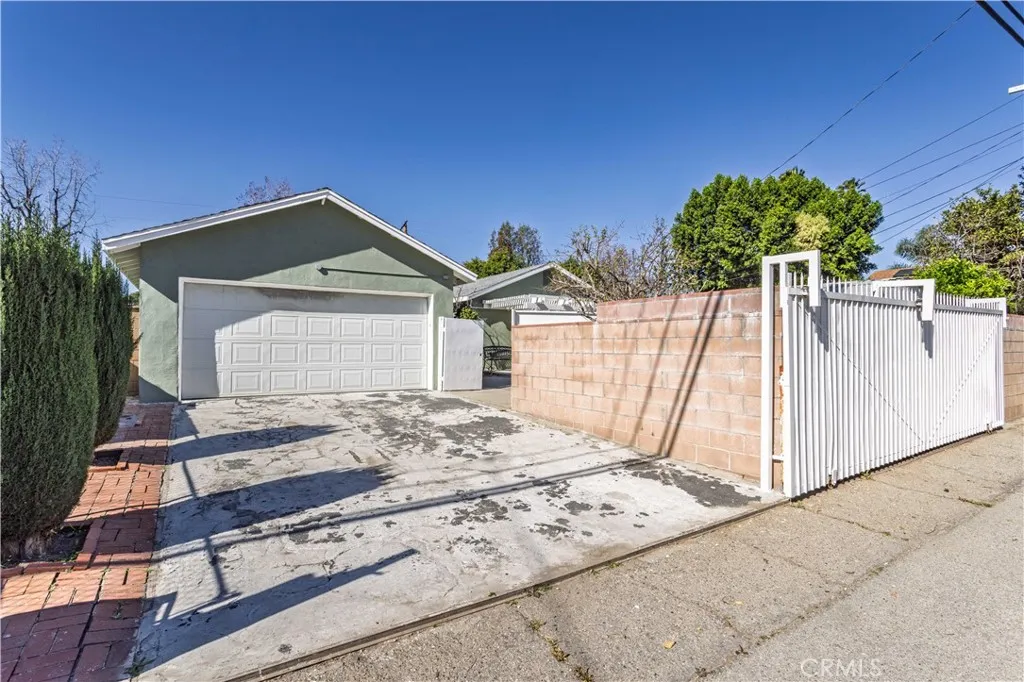 11144 Haskell, Granada Hills, California 91344 home-pic-35