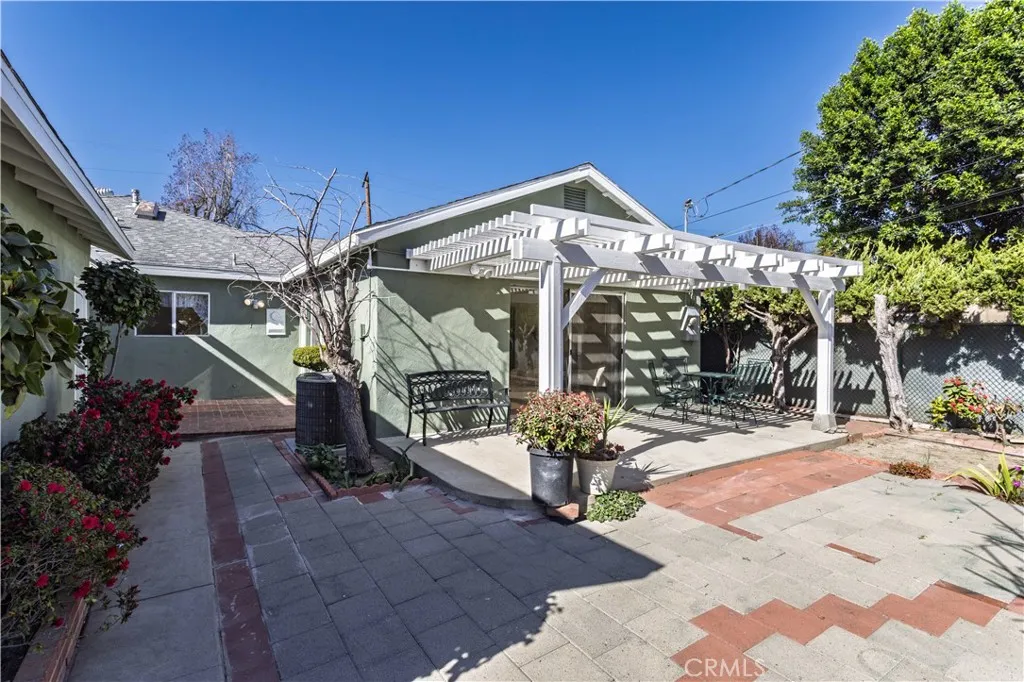 11144 Haskell, Granada Hills, California 91344 home-pic-30