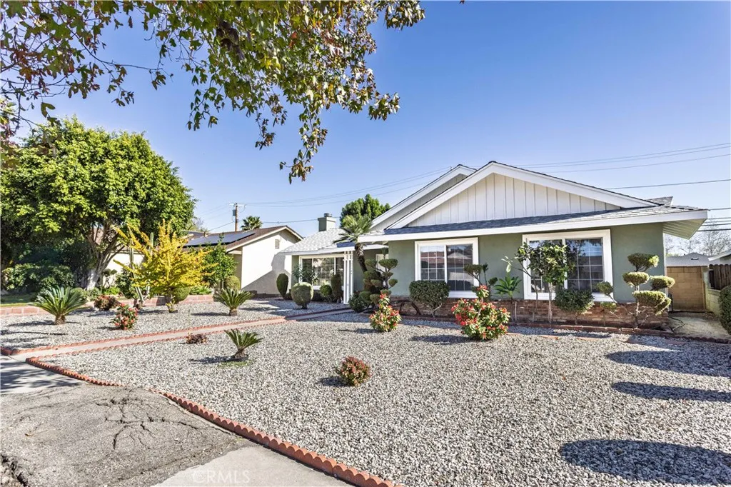 11144 Haskell, Granada Hills, California 91344 home-pic-2
