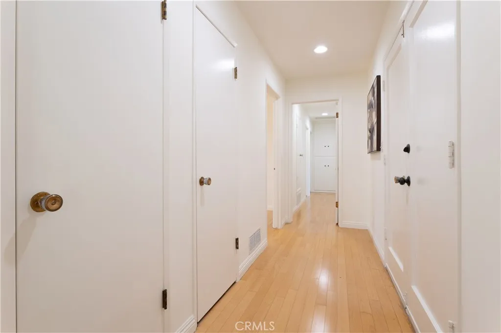 11144 Haskell, Granada Hills, California 91344 home-pic-15