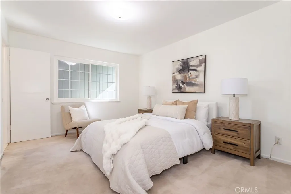 11144 Haskell, Granada Hills, California 91344 home-pic-21