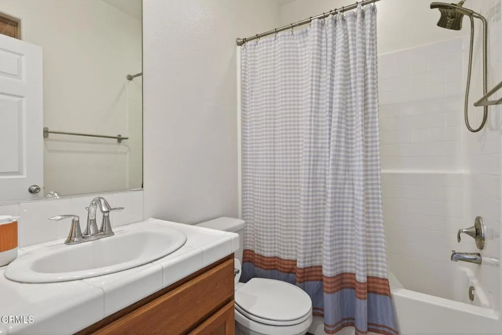 3134 Lisbon Lane, Oxnard, California 93036 home-pic-16