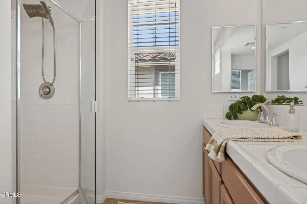 3134 Lisbon Lane, Oxnard, California 93036 home-pic-20
