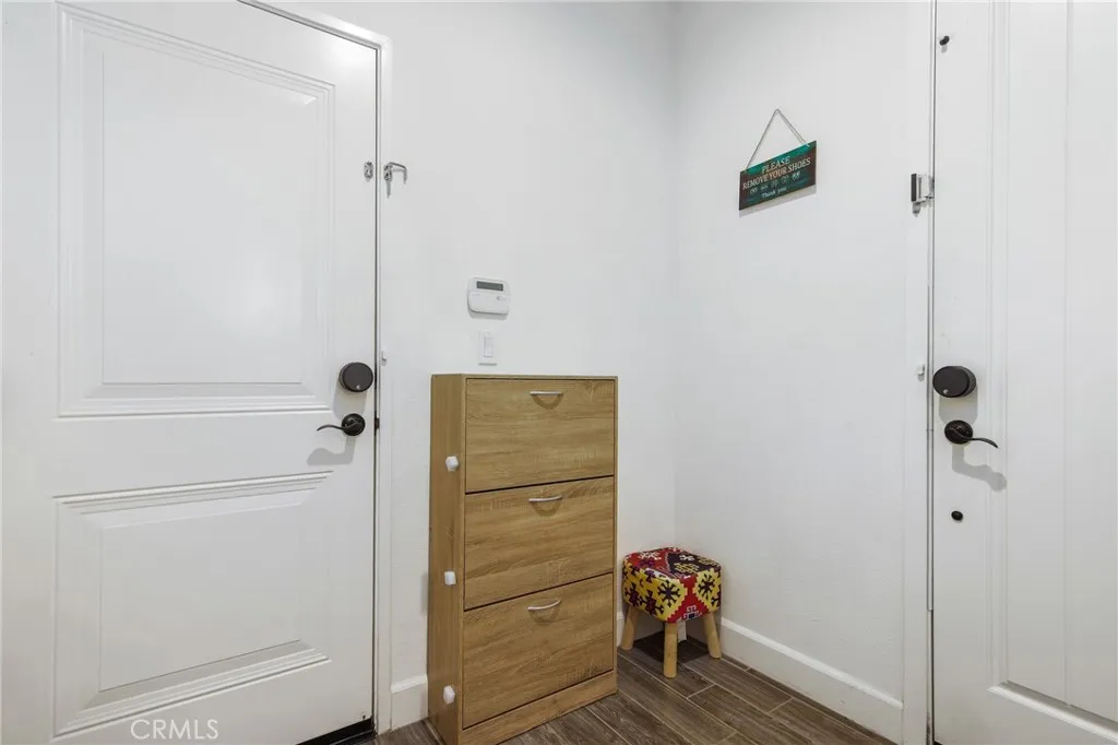 520 S Anaheim Boulevard 1, Anaheim, California 92805 home-pic-2
