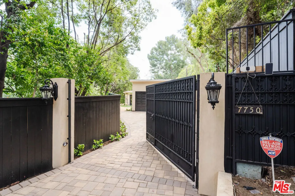 7750 Woodrow Wilson Drive, Los Angeles, California 90046 home-pic-21