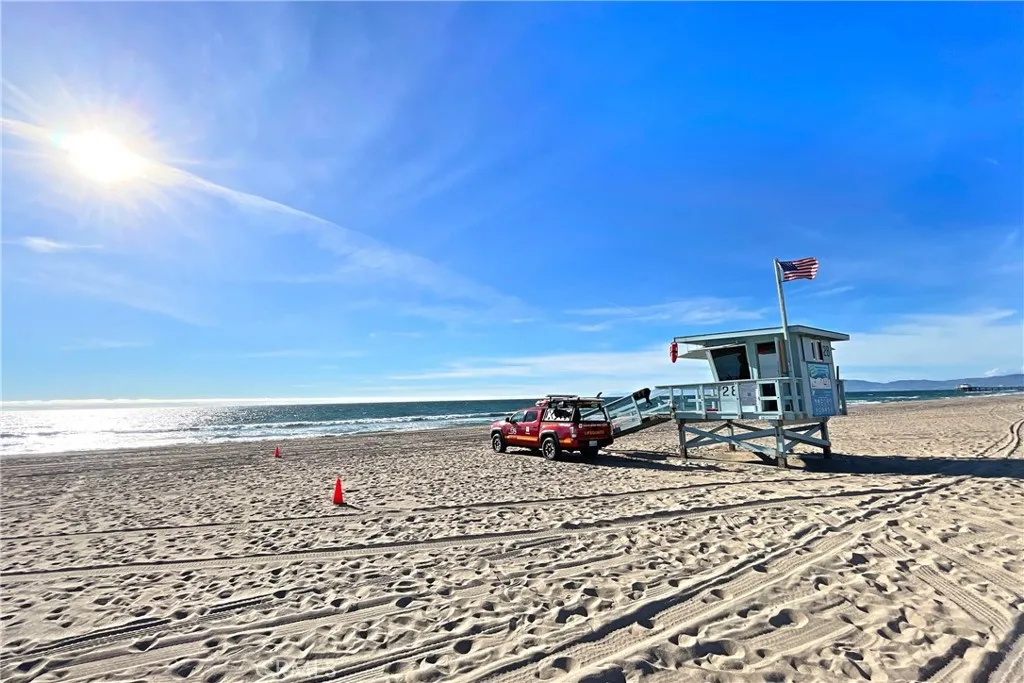 1731 Ford, Redondo Beach, California 90278 home-pic-27