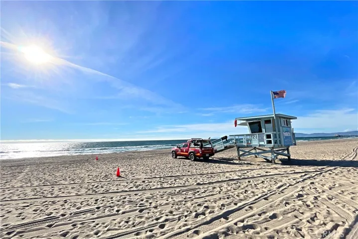 Just 1.2 miles to the beach in Hermosa