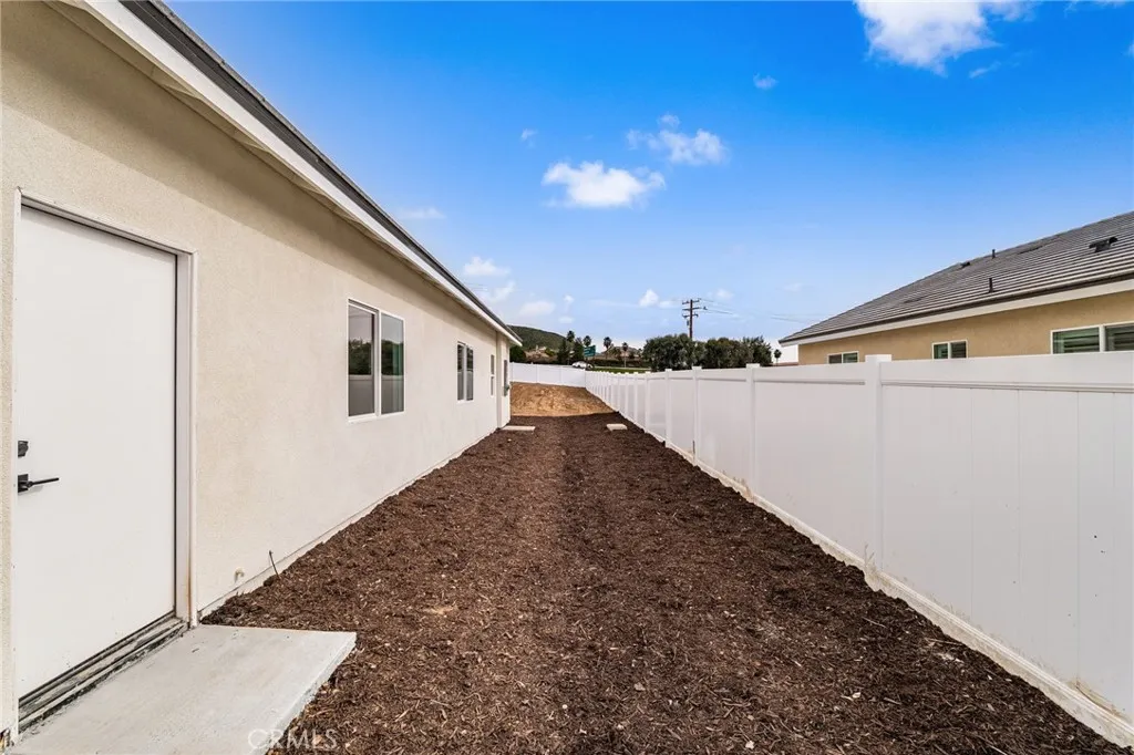 29232 Piping Rock, Menifee, California 92586 home-pic-25