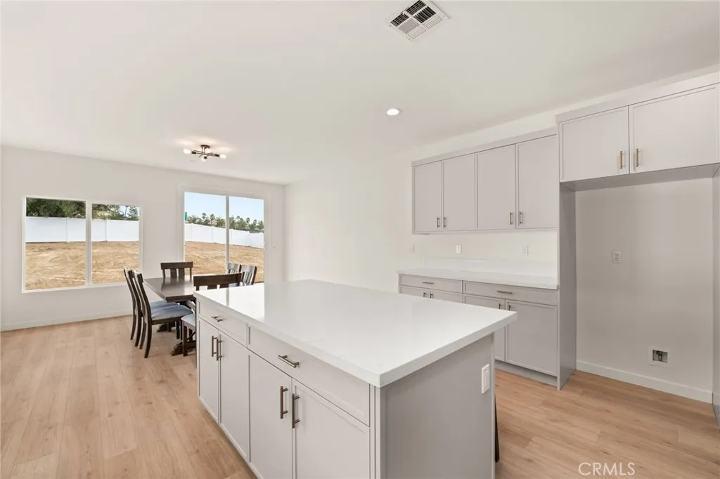 29232 Piping Rock, Menifee, California 92586 home-pic-10