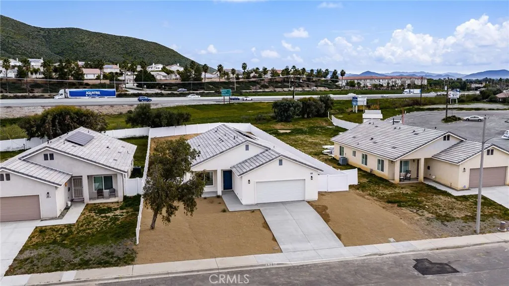 29232 Piping Rock, Menifee, California 92586 home-pic-32