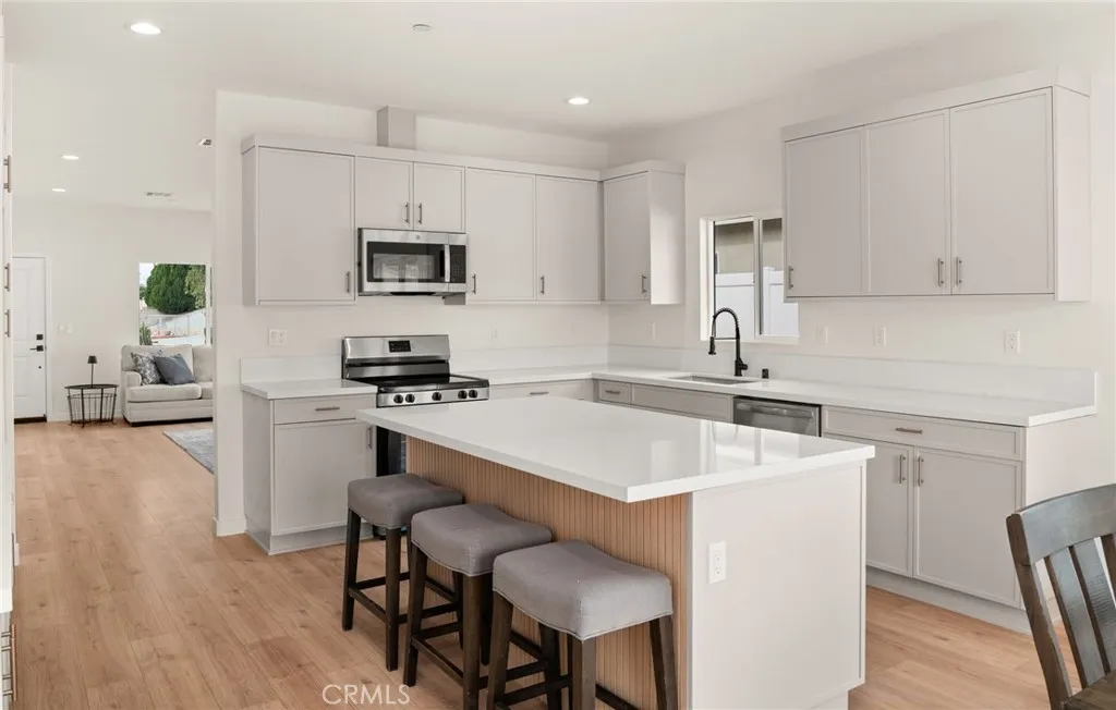 29232 Piping Rock, Menifee, California 92586 home-pic-8