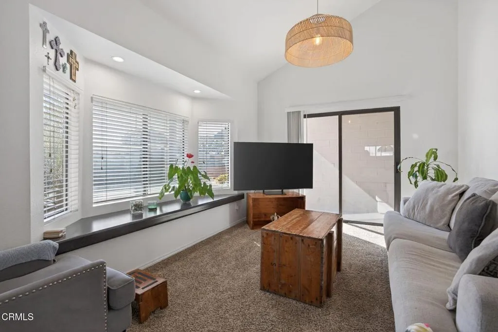 417 N 8th Street, Santa Paula, California 93060 home-pic-7