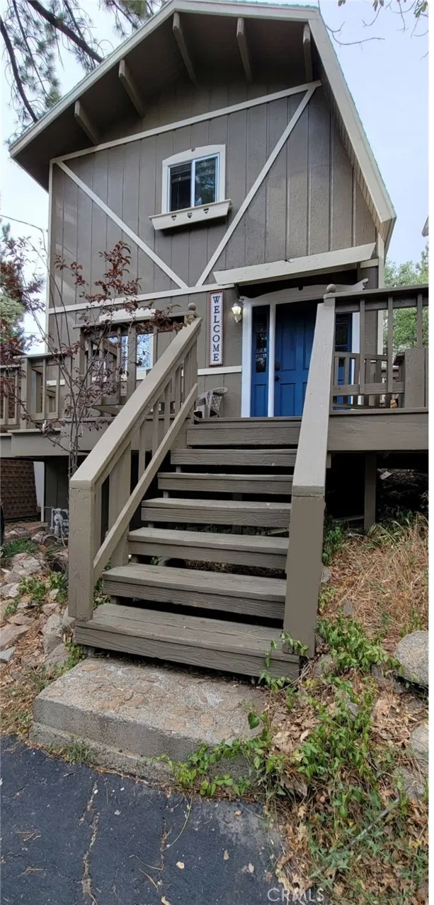 33076 Robin Ln, Running Springs, California 92308 home-pic-2