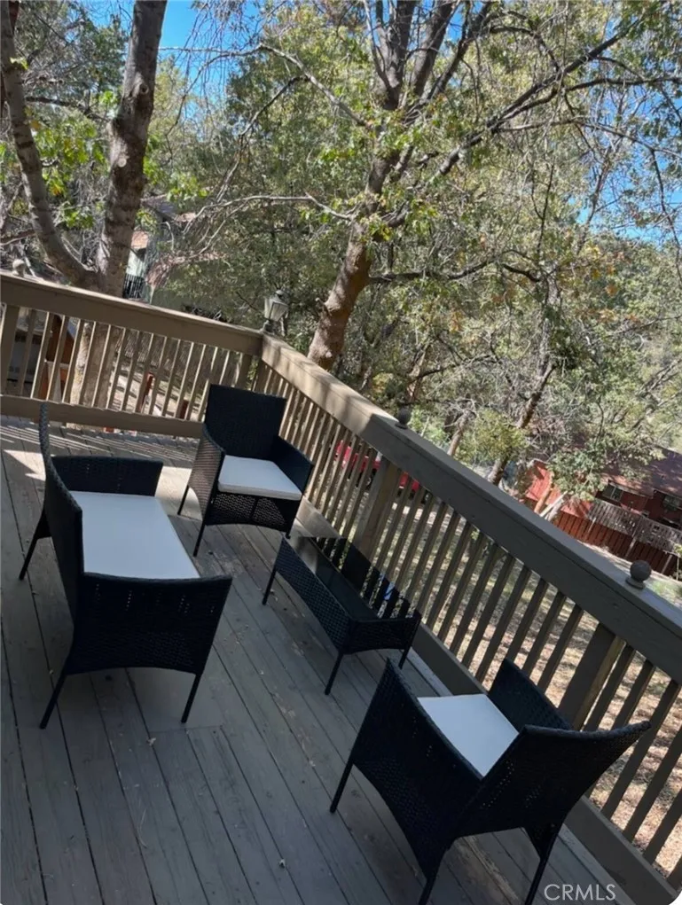 33076 Robin Ln, Running Springs, California 92308 home-pic-7