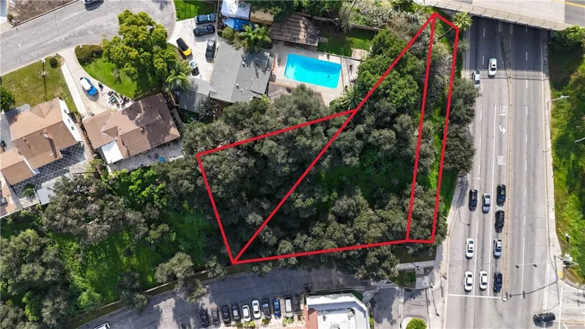 3 Lot parcels included in the sale