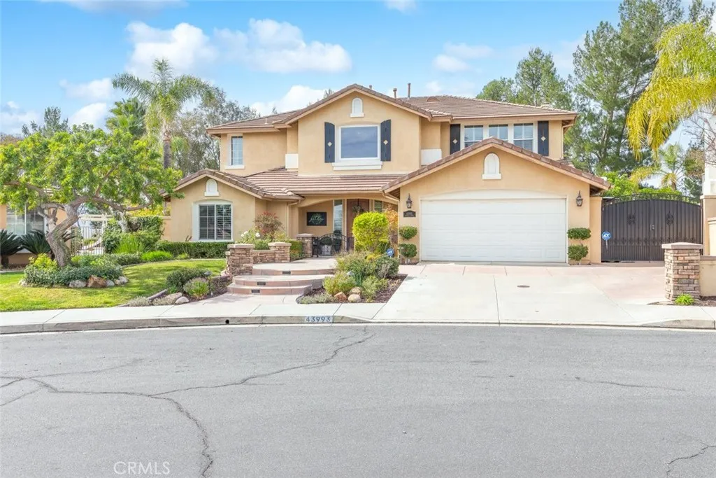43993 Barletta, Temecula, California 92592 home-pic-1