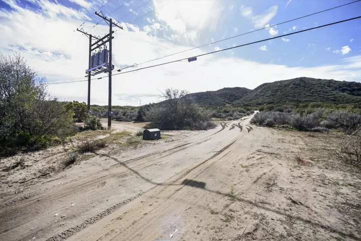 11_62775_CA-74_Anza_CA_92539-Exterior-_P