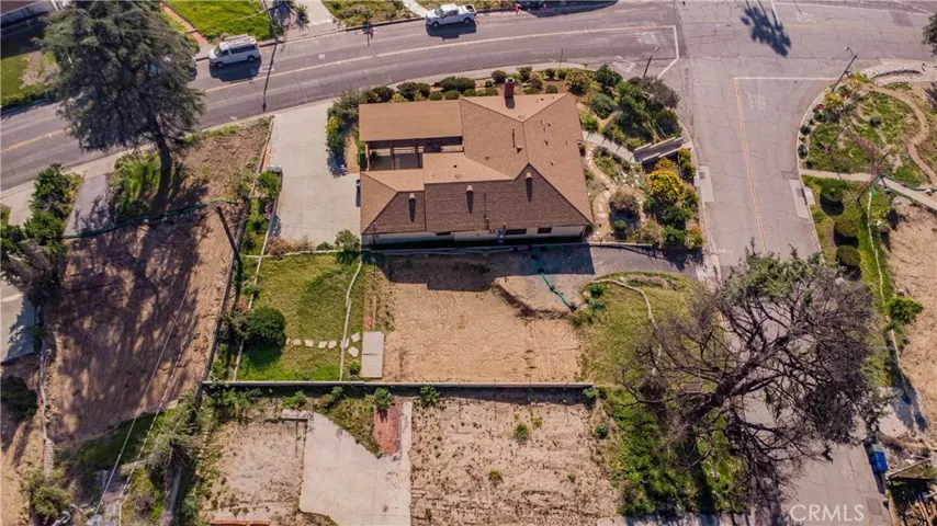 2820 N Mount Curve, Altadena, California 91001