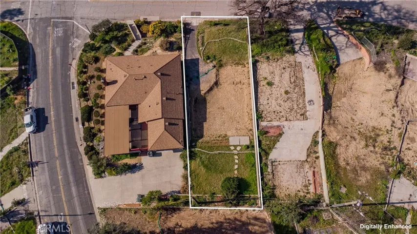 2820 N Mount Curve, Altadena, California 91001