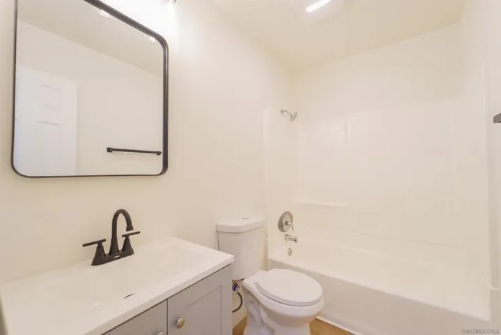 1740 N Ave, National City, California 91950