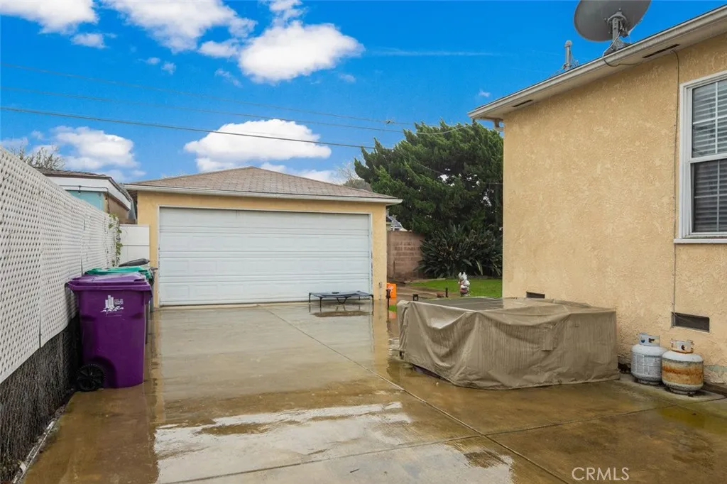 2410 2412 Termino Avenue, Long Beach, California 90815 home-pic-2